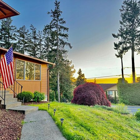 Besa Homestay Near Beach And Seatac Airport - Shared Bathroom With Max 2 Guests 德梅因 外观 照片