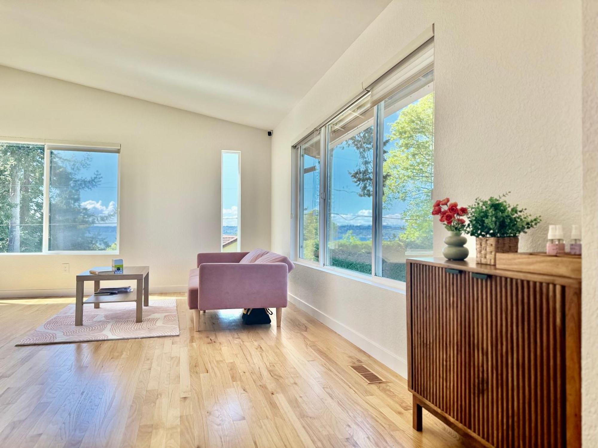 Besa Homestay Near Beach And Seatac Airport - Shared Bathroom With Max 2 Guests 德梅因 外观 照片