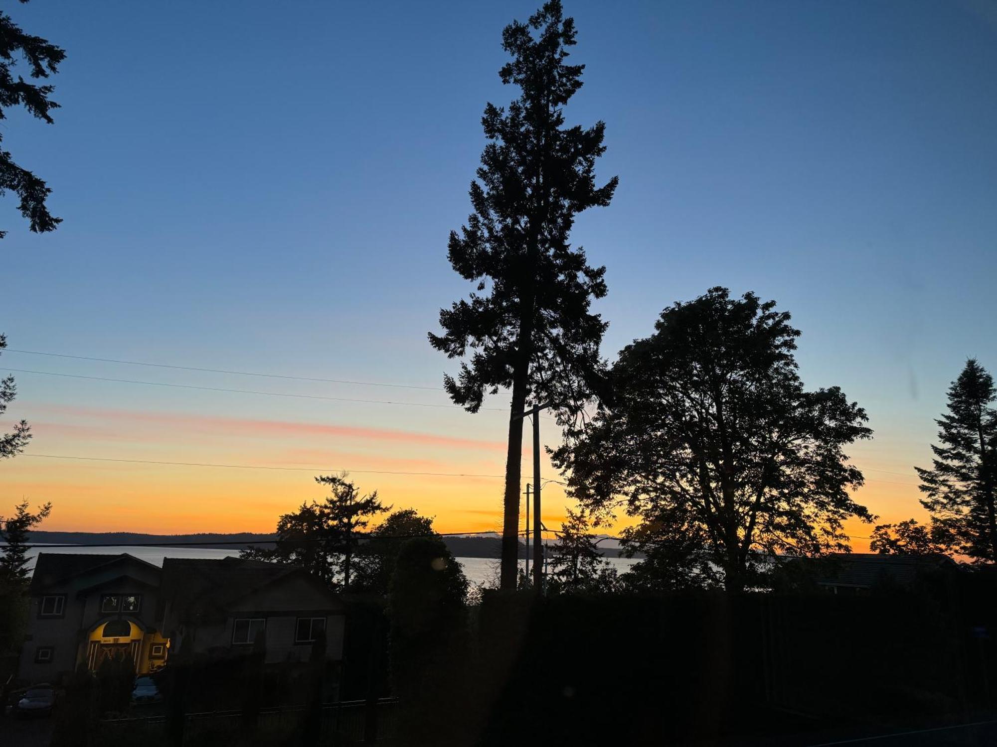 Besa Homestay Near Beach And Seatac Airport - Shared Bathroom With Max 2 Guests 德梅因 外观 照片
